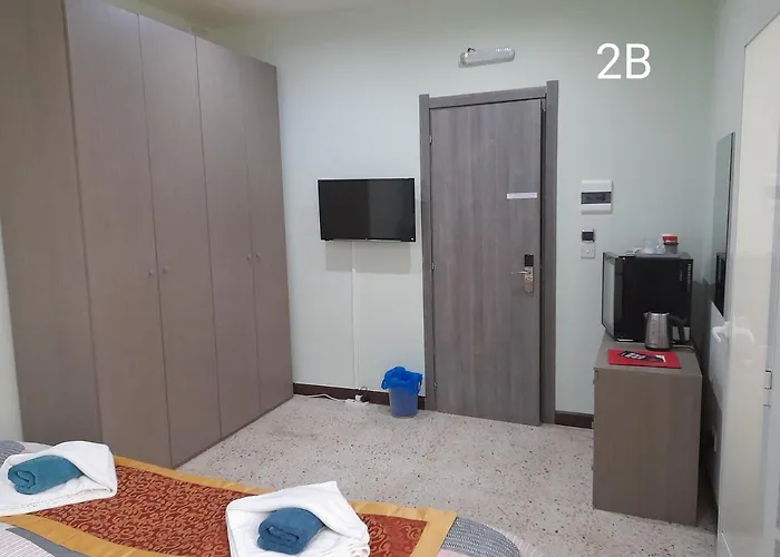 Seabreeze Guestrooms 4* Сент-Полс-Бей