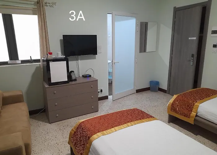 Seabreeze Guestrooms Гостевой дом