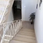 Seabreeze Guestrooms 4*