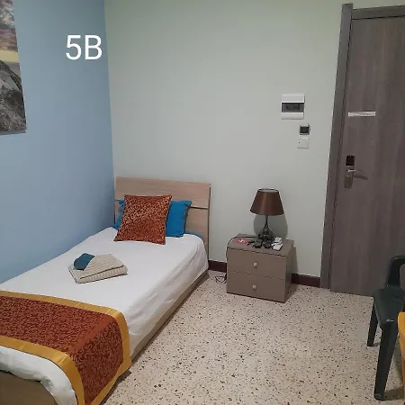 Seabreeze Guestrooms St. Paul's Bay