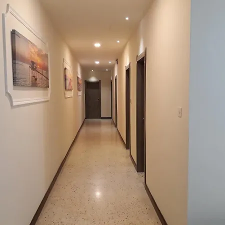 Penzion Seabreeze Guestrooms St. Paul's Bay