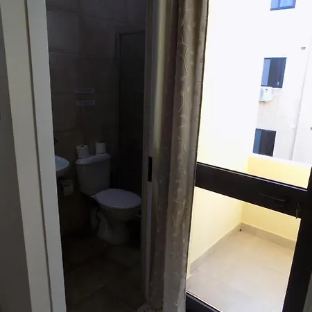 Seabreeze Guestrooms Guest house