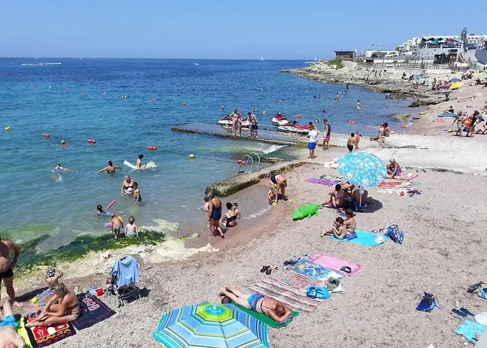 Seabreeze Guestrooms 招待所 4*