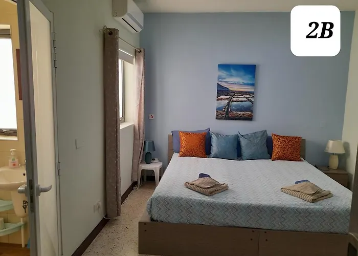 Seabreeze Guestrooms Guest house 4*