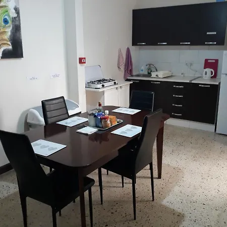 Seabreeze Guestrooms St. Paul's Bay